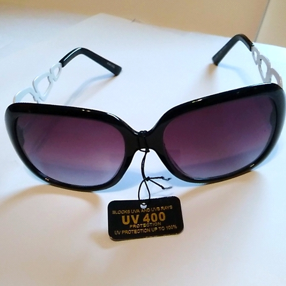 Accessories - Nwt Fashion Sunglasses